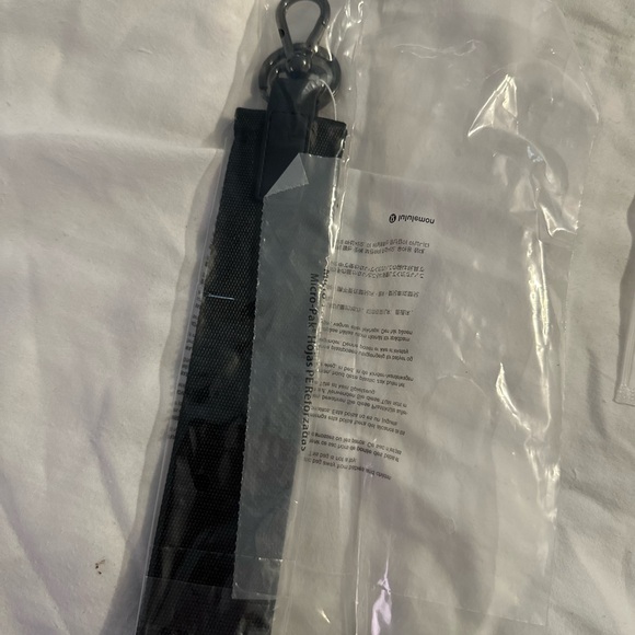 Lululemon Never Lost keychain - Picture 5 of 5